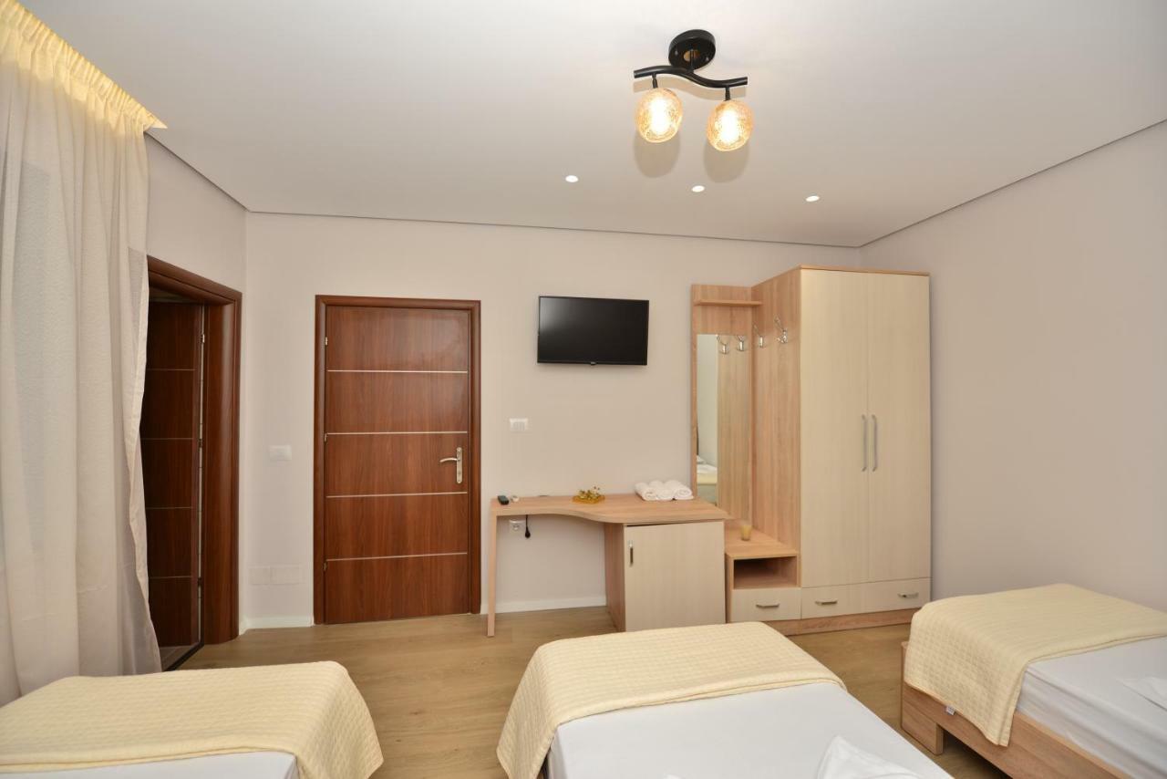 Vila Culli Permet Exterior photo
